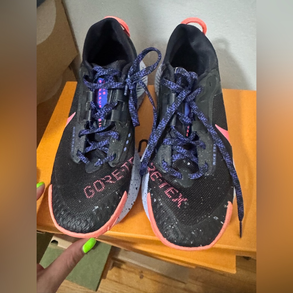 Nike Black and Pink Athletic Shoes
